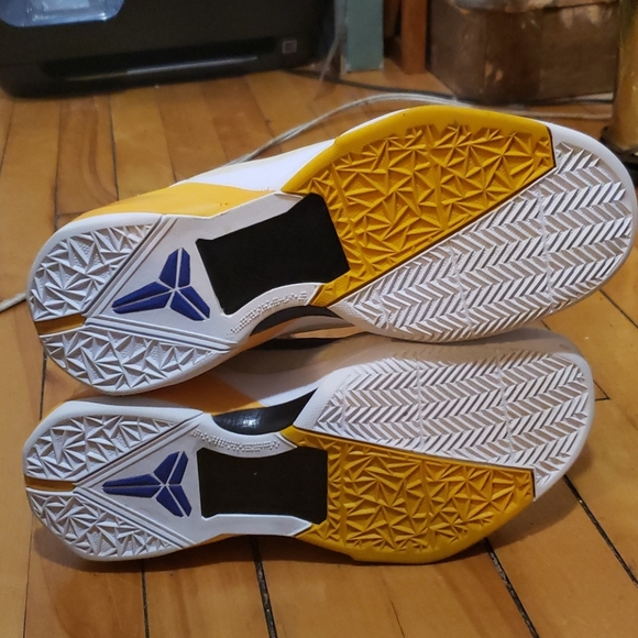 2012 Kobe Bryant Vll Zoom Lakers Home - Picture 5 of 5